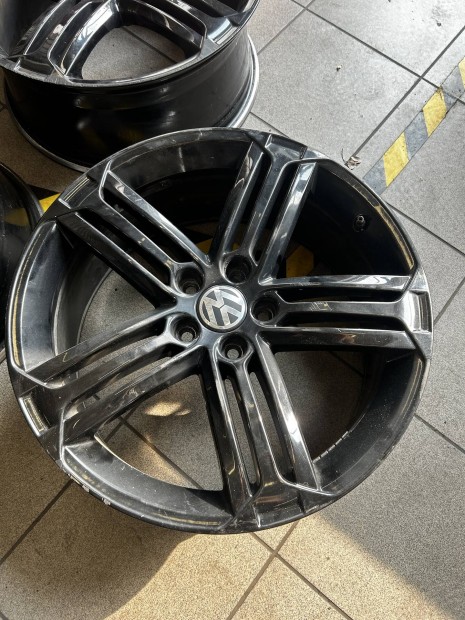 Vw talladega 19" 5x112 alufelni garnitúra
