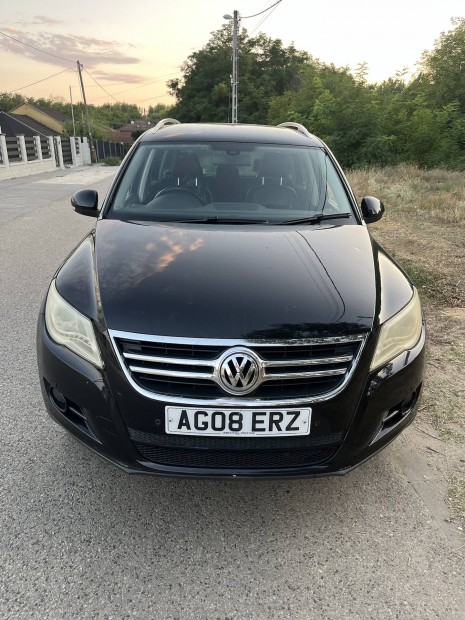 Vw tiguan ajt motorhztet homlokfal lkhrt ... alkatrszei