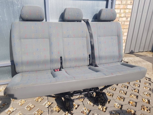 Vw transporter t5 caravelle hátsó hármas ülés inca mintás
