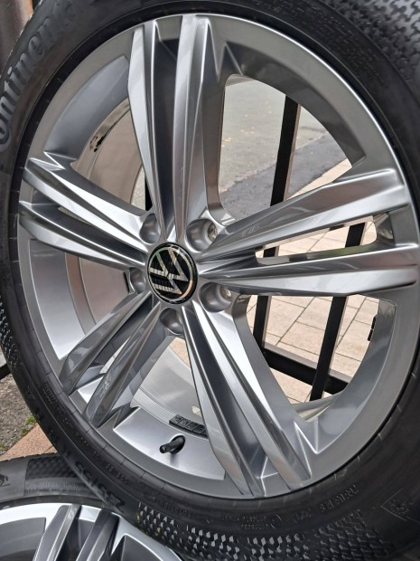 Vw volkswagen tiguan alufelni 235/55 r18 continental teligumi