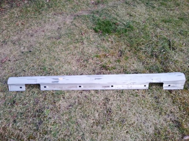 W176 W246 W205 k�sz�b bor�t�s k�ls� gyari