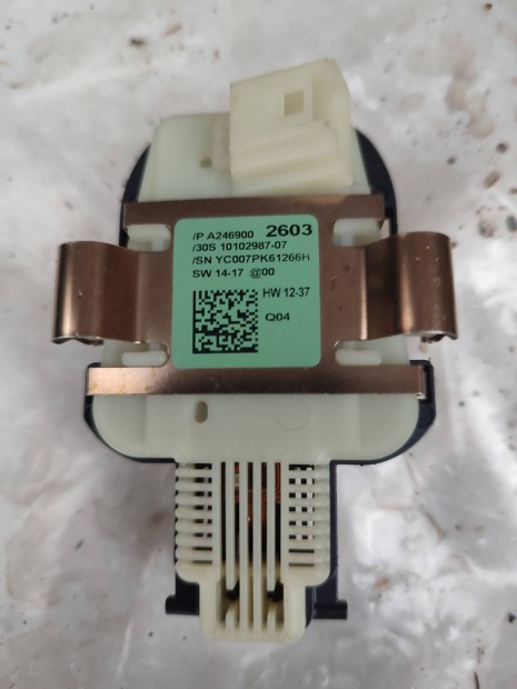 W176 W246 sötétség érzékelő jeladó szelvedo