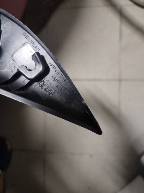 W177 W247 Els� ajt� bels� d�sz sarok gyari