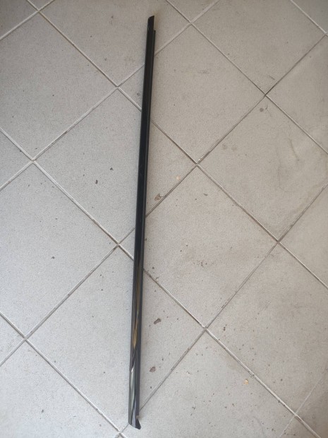 W177 W247 ajt� k�ls� diszcsik lakk fekete gyari