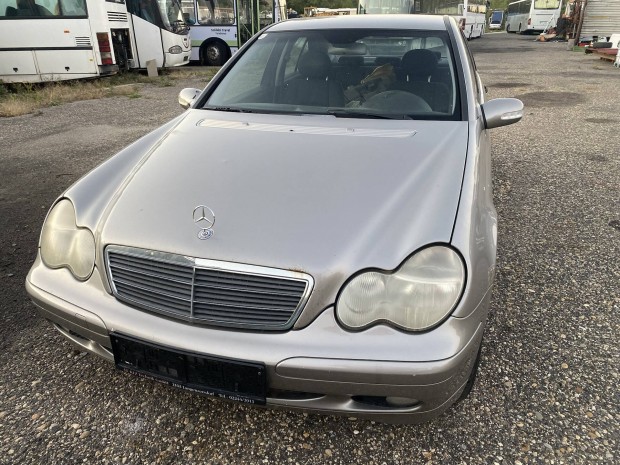 W203 C220 cdi Bomlik