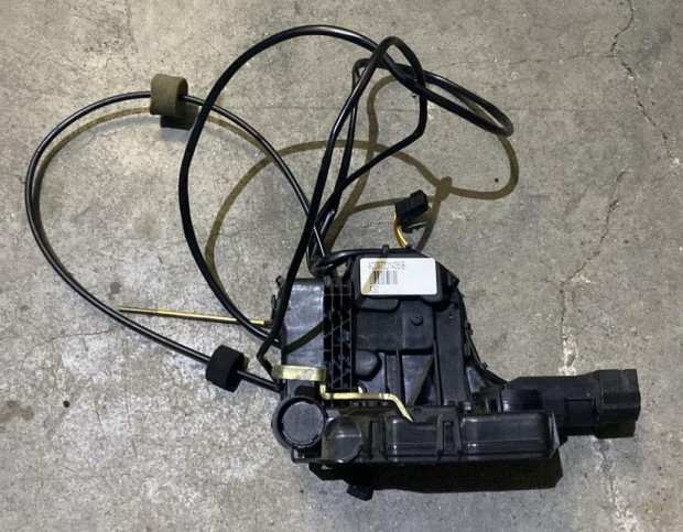 W209 JOBB OLDALI Z�R A2097201435 elad�