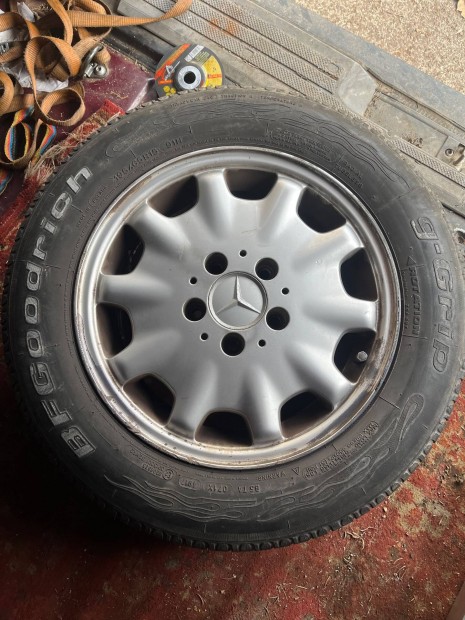 W210 gy�ri felniszett 15 coll