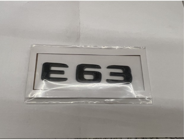 W211 E63 logo fekete a2118170515 elad�
