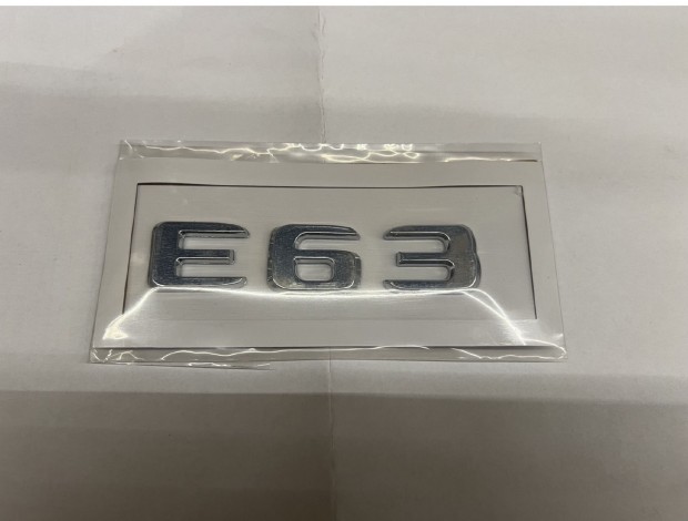 W211 E63 logo kr�m a2118170515 elad�