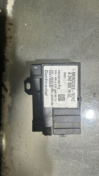 W212 ZEMANYAGPUMPA VEZRL A2129001900 elad