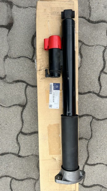 W213, w257 AMG leng�scsillap�t�k A2133204203 elad�