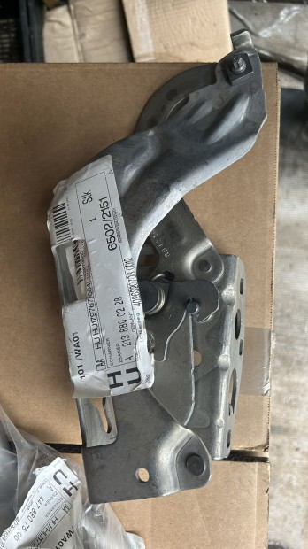 W213 g�ptet� zsan�r A2138800228 elad�