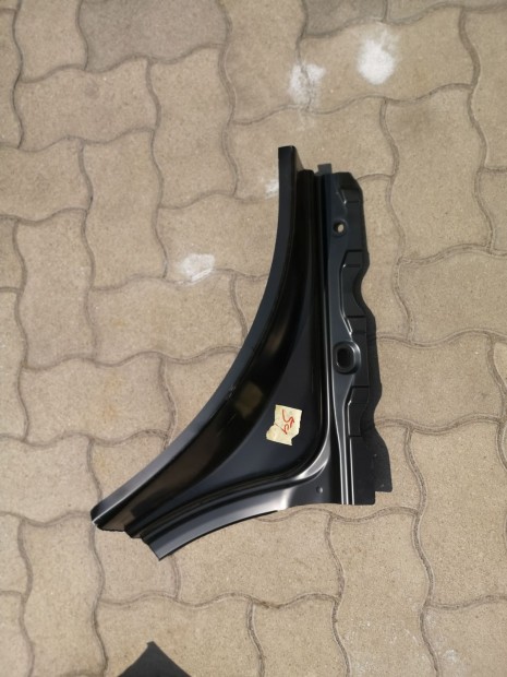 W247 bal oldal f�m k�sz�b elad�