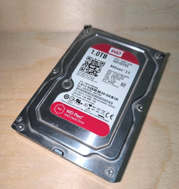 WD SATA RED HDD, 1.0 TB, használt, működik, de van rossz szektor