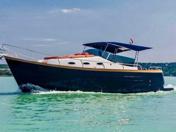 WIA 345 Balatoni Luxus Yacht Elektromos Haj� Elad�! 10.5 M�ter!