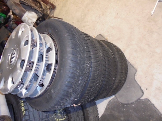 WV Touran I tli gumiszett dsztrcskkal