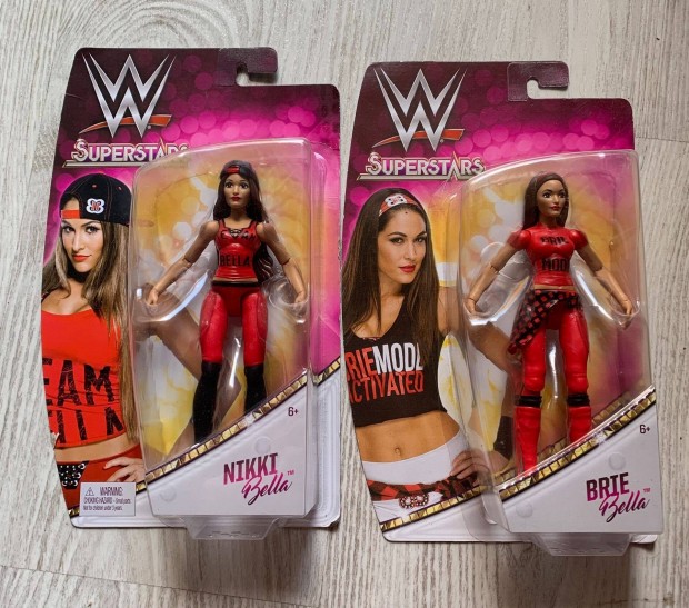 WWE The Bella Twins figurk