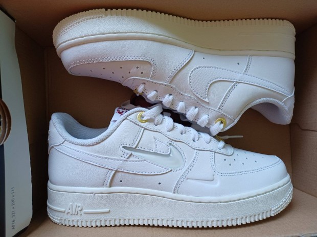 W Nike Air Force 1 '07 Prm 38.5-es mret