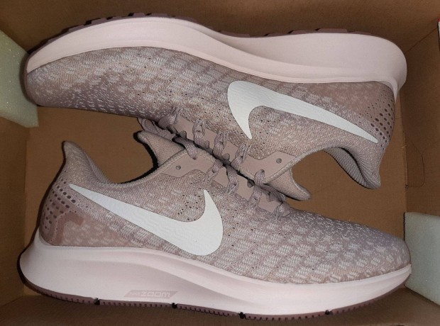 W Nike Air Zoom Pegasus 35 39-es méret