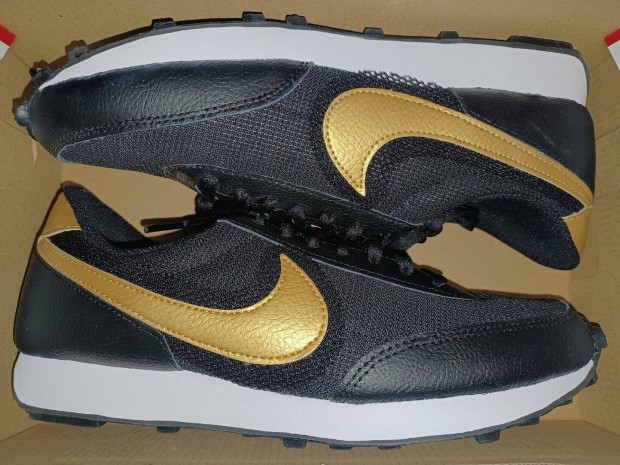 W Nike Dbreak 36.5 és 38-as méret