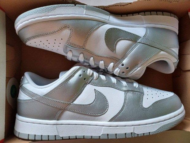 W Nike Dunk Low 42.5-es méret