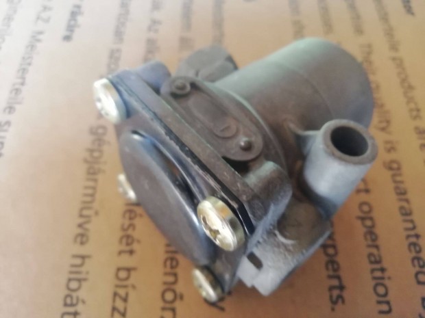 Wabco Nyomáscsökkentő szelep 8 bárra állítva