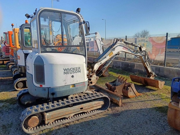 Wacker Neuson 28 Z3 minikotró