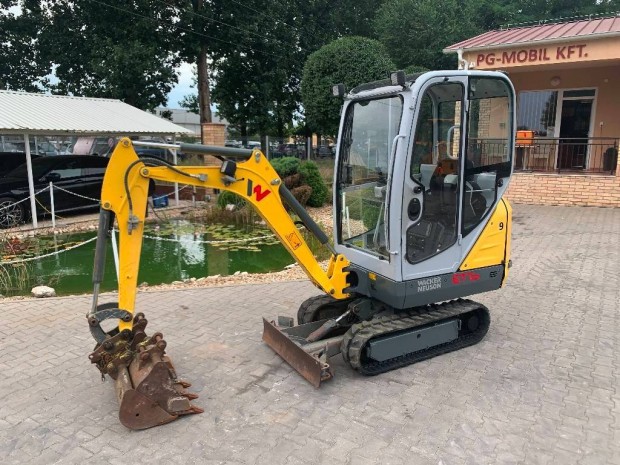 Wacker Neuson ET16 mini kotr + 3db kanl!