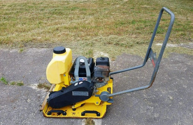 Wacker vízfügönyös (locsolós) talajtömörítő lapvibrátor dőngölő