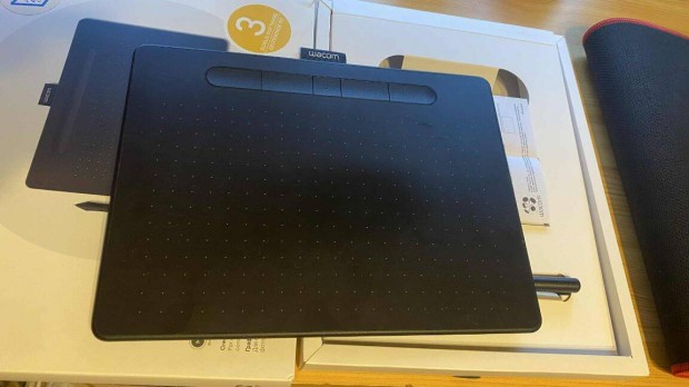 Wacom Intuos M Bluetooth CTL-6100Wlk-N eladó újszerű állapotban