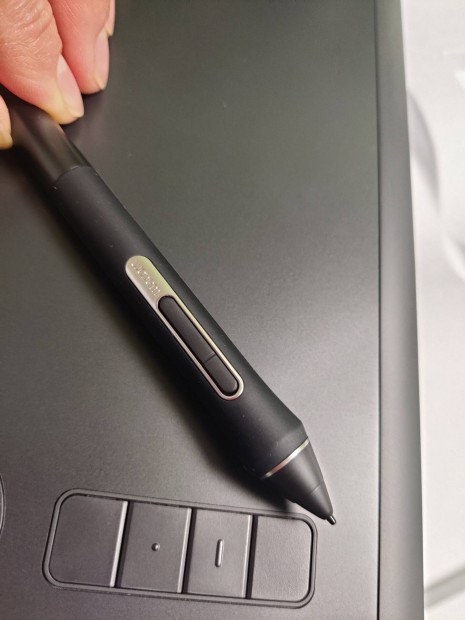 Wacom intuos pro m pth-660