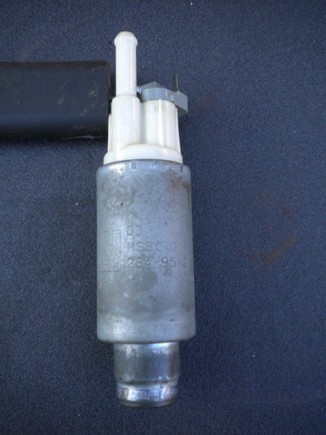 Walbro MSS-070 benzinpumpa üzemanyagszivattyú