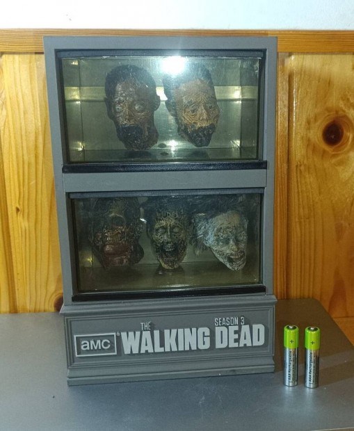 Walking dead collector's edition, gyujtoi kiadas blue-ray