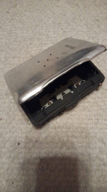 Walkman hordozható kazettás lejátszó,mono,régi fémházas eladó