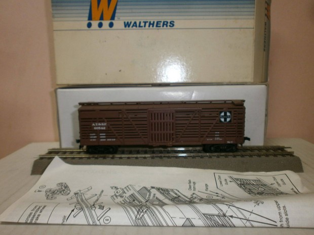 Walthers - Usa " Santa Fe" - stock car - H0