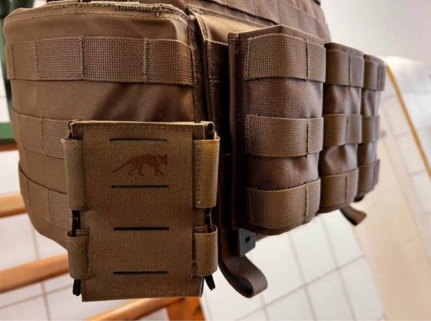 Warrior dcs plate carrier mellny. Teljesen j, tasman tiger zsebekkel