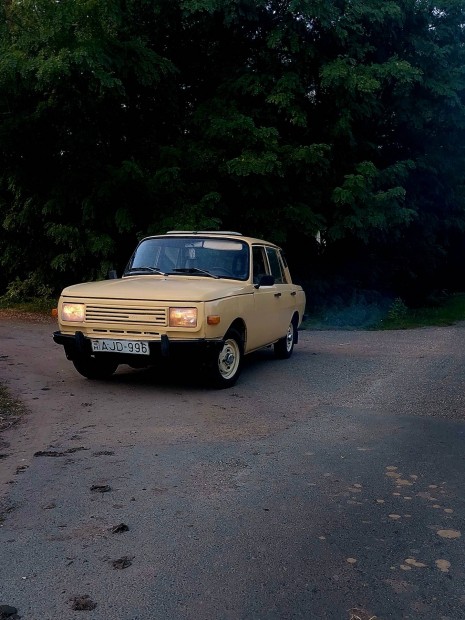 Wartburg 353