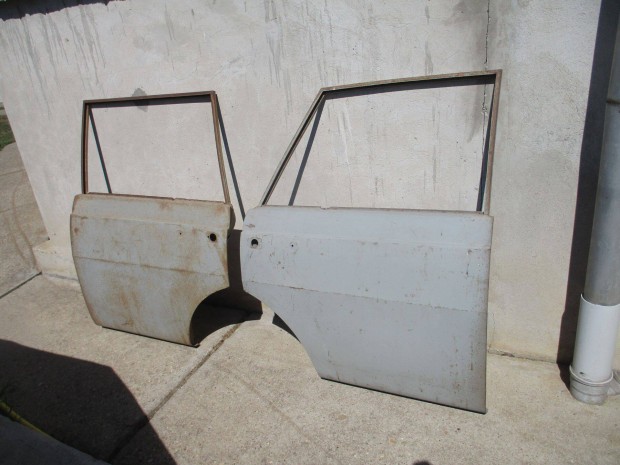 Wartburg 353, 1,3 gyri j ajtk, bal hts kombi, jobb hts limousin