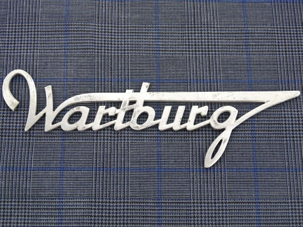 Wartburg alumnium emblma