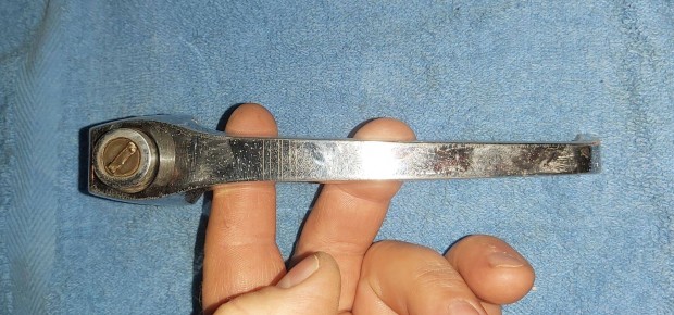 Wartburg kilincs elad