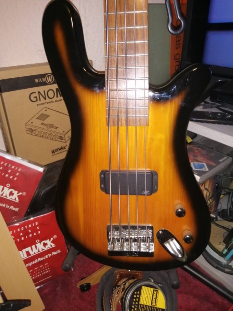 Warwick Streamer 5 RB basszusgitr. 