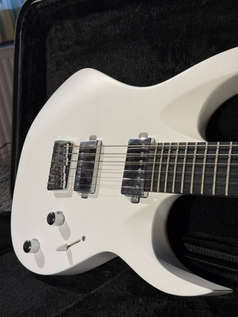 Washburn Parallaxe Ola Englund Signature Solar Gitár