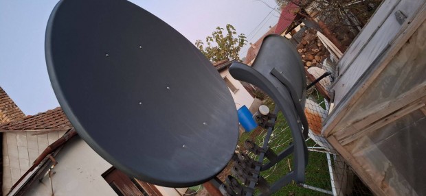 Wavefrontier toroidal t90 parabola antenna 13 fejtartoval