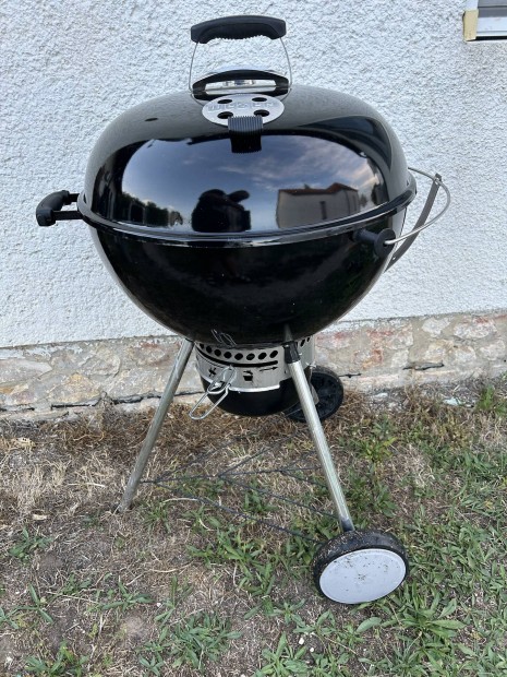 Weber Master Touch GBS 57cmes faszenes grill