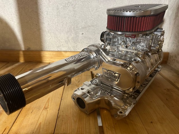 Weiand 174 Sfbp kompresszor, Edelbrock 750 karburtor s lgszr