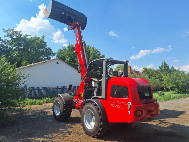 Weidemann 3070 homlokrakod rakod