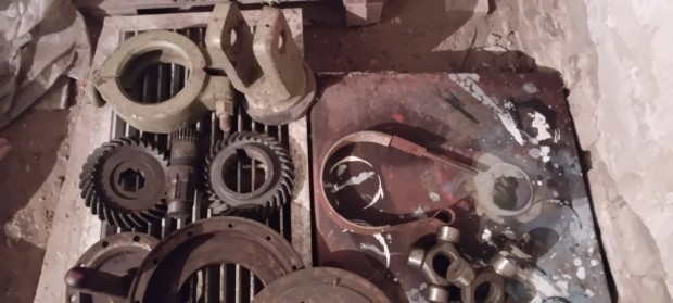 Weimar T-174/2 alkatr�sz elad�