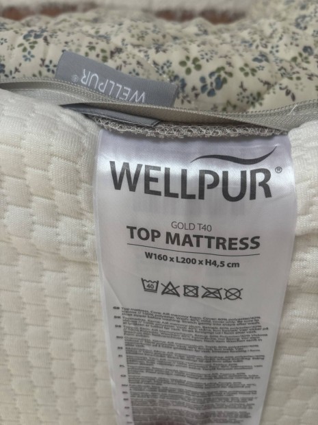 Wellpur fekvbett