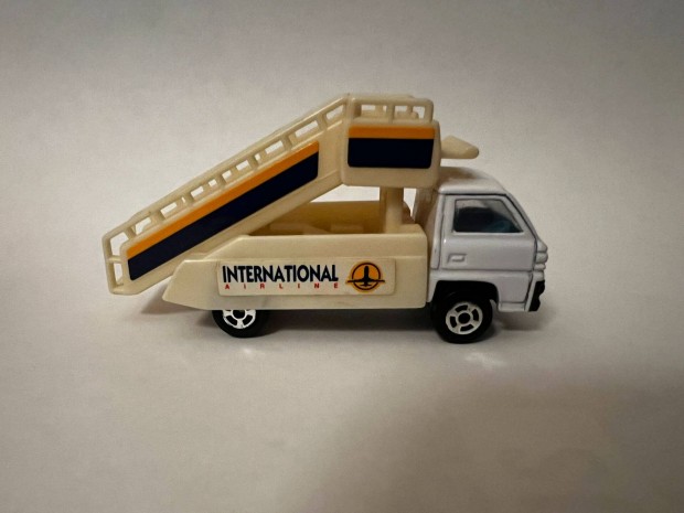 Welly/Realtoy/Soma Mitsubishi Canter Airport Stair Truck, No 9, 1:64