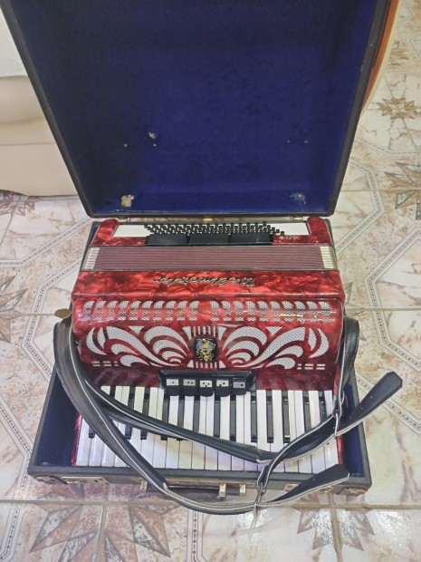 Weltmeister Caprice 80 basszusos tangoharmonika harmonika 